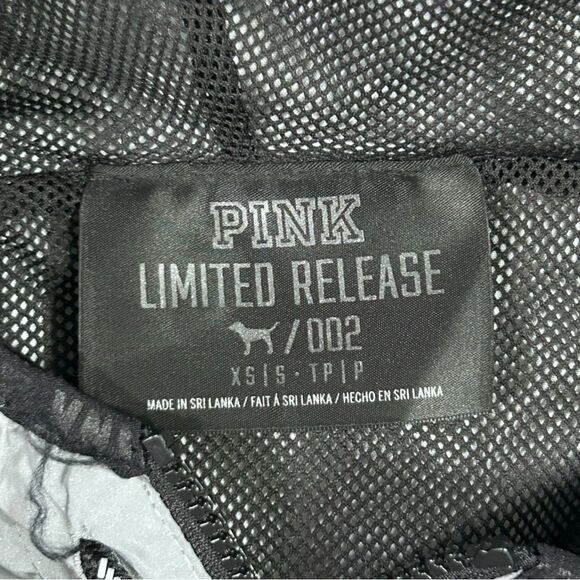 Victoria’s Secret Pink Limited Edition Grey Reflective Anorak Rain Jacket XS/S - Picture 2 of 12